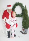 hire-a-professional-Santa-for-photo-shoots