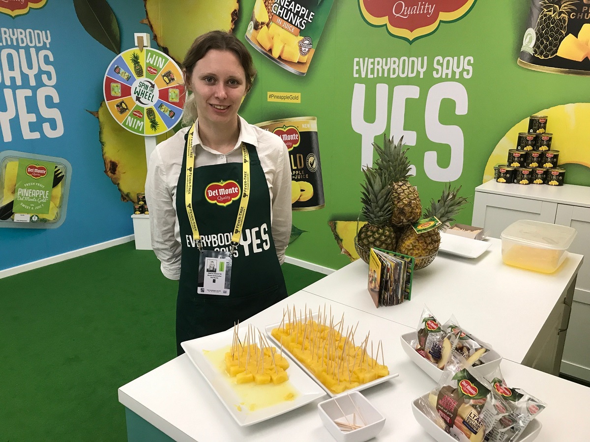 How Do I Create Buzz For A Product Launch? A Brand'S Guide To Energy, Attention And Social Proof 3 hire sampling staff