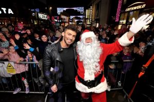 santa light switch on england