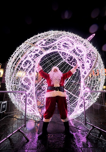 hire a santa to switch on your christmas lights