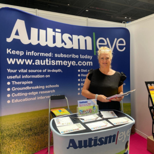 The First 30 Seconds: How Exhibition Staff Make Or Break A Visitor Interaction 2 Pleasure To Work With