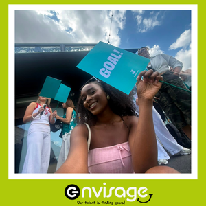 Hiring A Crowd For Big Brand Pr Marketing 2 Deliveroo Hire A Crowd